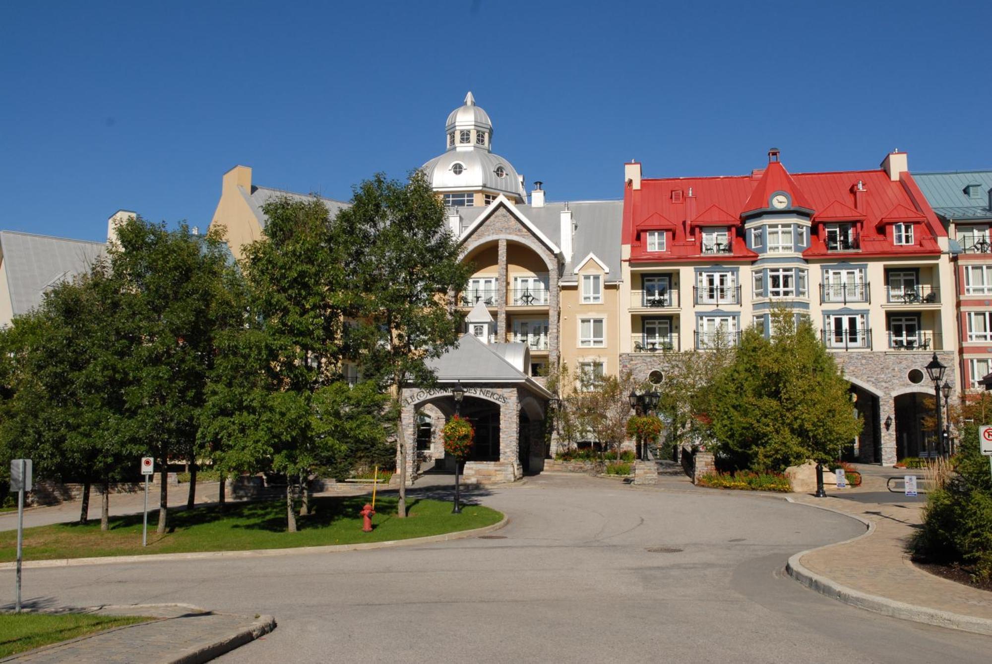 Hotel Sommet Des Neiges Mont-Tremblant Exterior foto